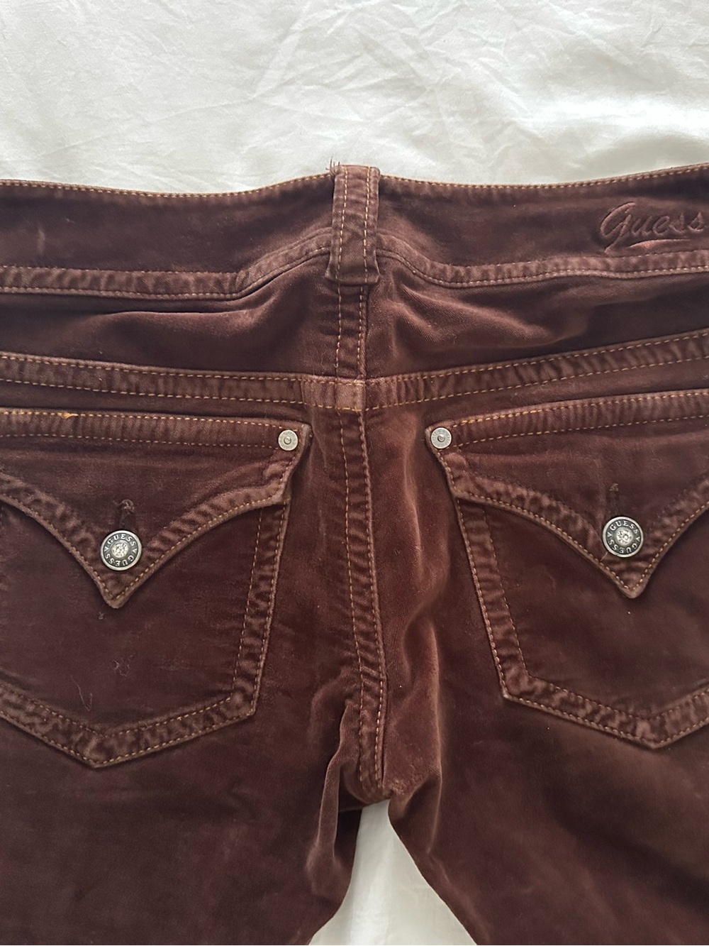 Vintage Guess Brown Velvet Jeans - Cute Sparkly Rhinestone Buttons - Size 26